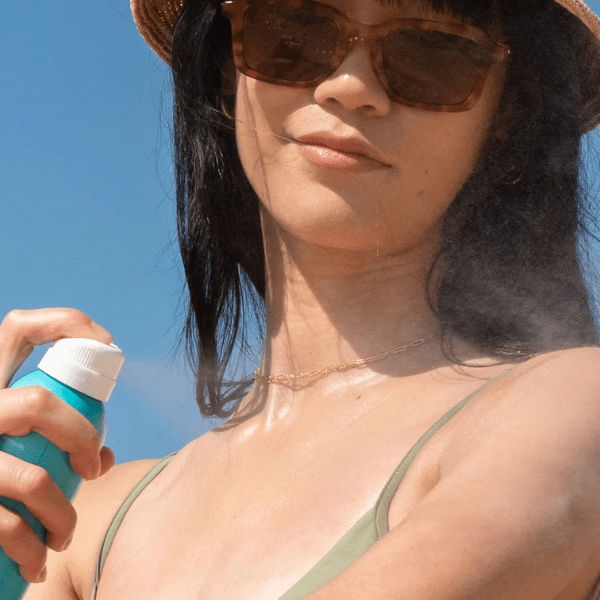 Coola | Organic Sunscreen Spray SPF30 Tropical Coconut | THE FIND