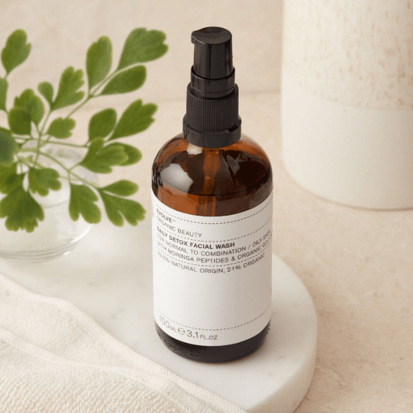 Evolve | Daily Detox Facial Wash - 100ml | THE FIND